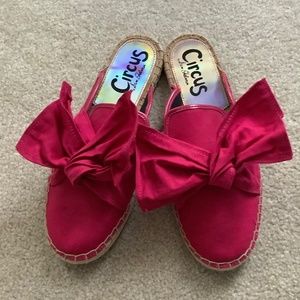 Circus by Sam Edelman Size 8 Hot Pink Espadrille Mules